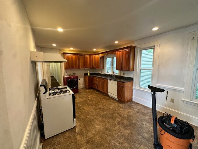 602 Putnam Ave in Cambridge, MA - Building Photo - Building Photo