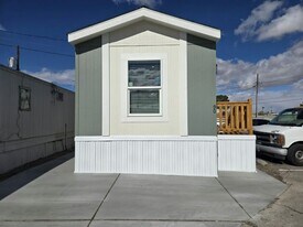 2537 Las Vegas Blvd N in North Las Vegas, NV - Building Photo
