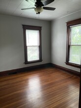 1403 Williamson St, Unit B in Madison, WI - Building Photo - Building Photo