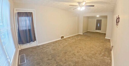 404 S 18th St in Manhattan, KS - Building Photo - Building Photo