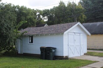 406 Minnesota Ave E in Glenwood, MN - Building Photo - Building Photo