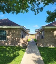 2205 N Erica St in Pharr, TX - Building Photo