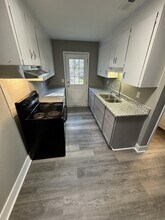 121 Aqua Ct in Rocky Mount, NC - Building Photo - Building Photo