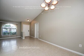 138 Barrington Dr in Kissimmee, FL - Building Photo - Building Photo