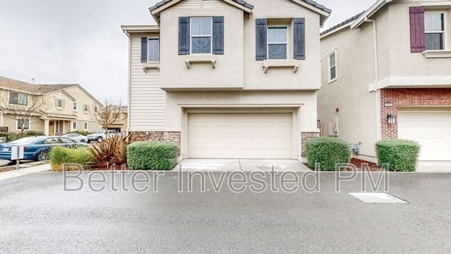 2039 Karen Pl in Cotati, CA - Building Photo - Building Photo