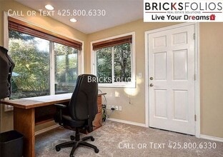 22229 NE 21st Way in Sammamish, WA - Building Photo - Building Photo