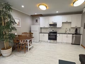 335 N Peachtree Ave in Cookeville, TN - Building Photo