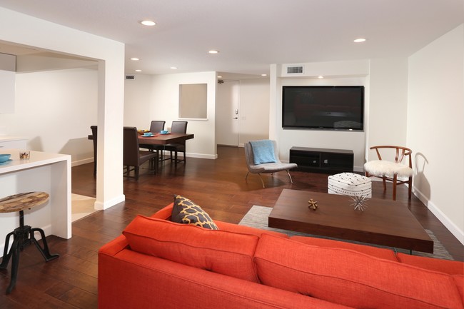 750 S Spaulding Ave, Unit Spaulding in Los Angeles, CA - Building Photo - Building Photo