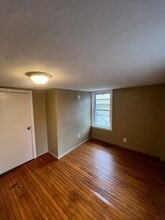 16 Western Ave in Waterville, ME - Building Photo - Building Photo