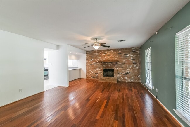 property at 2203 Riverford Dr