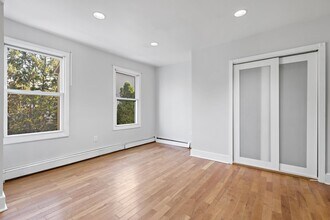 36 Perry St in Jersey City, NJ - Building Photo - Building Photo