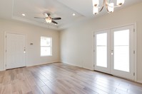 417 Peabody Ave in Edinburg, TX - Building Photo - Interior Photo