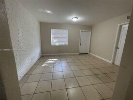 534 NW 23rd Ave in Fort Lauderdale, FL - Building Photo