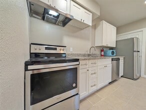 1219 33rd St in Galveston, TX - Building Photo - Building Photo