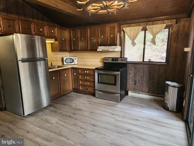 property at 851 Nancy Jack Rd