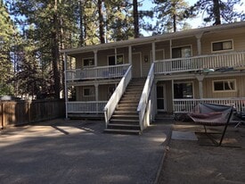 808 Los Angeles Ave in South Lake Tahoe, CA - Building Photo