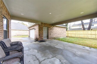 19707 Pinehurst Trail Dr in Humble, TX - Building Photo - Building Photo