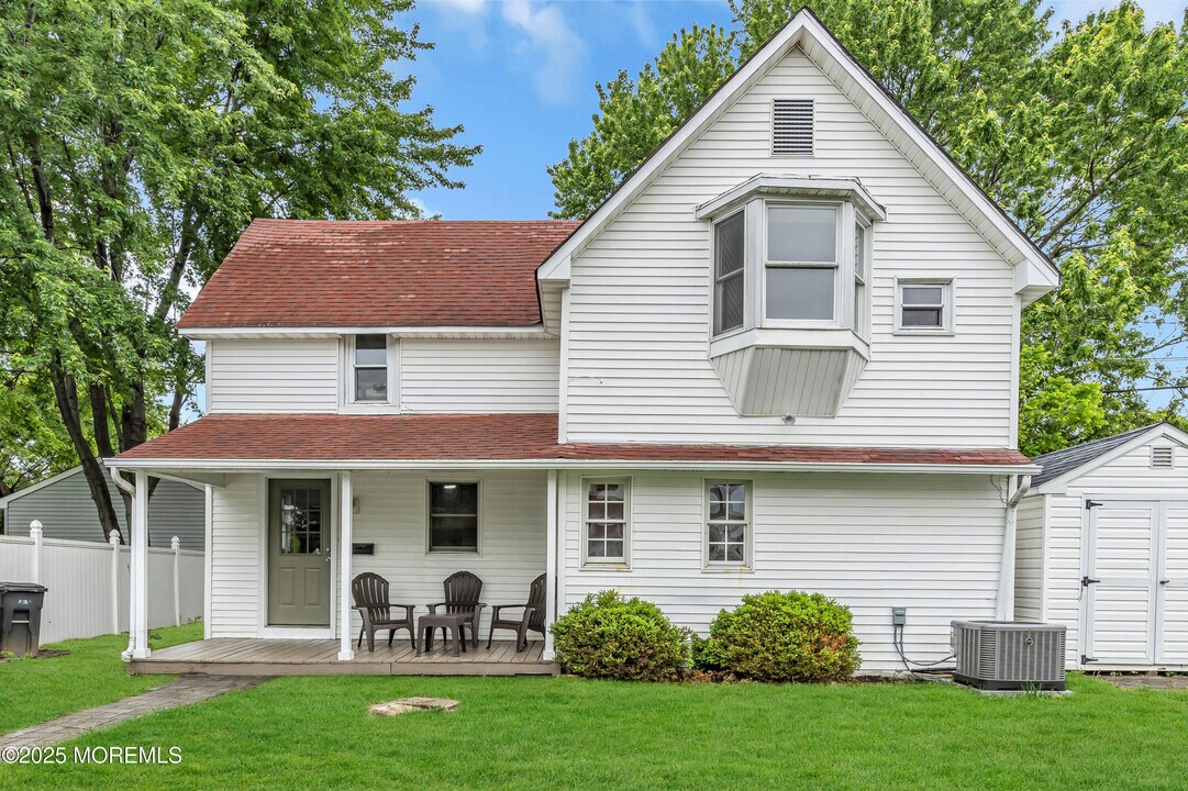 604 6th Ave in Belmar, NJ - Building Photo