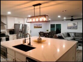 936 E Hermosa Dr in Tempe, AZ - Building Photo