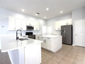 448 Coventry Rd in Davenport, FL - Building Photo - Building Photo