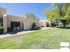 5807 W Acoma Dr in Glendale, AZ - Building Photo