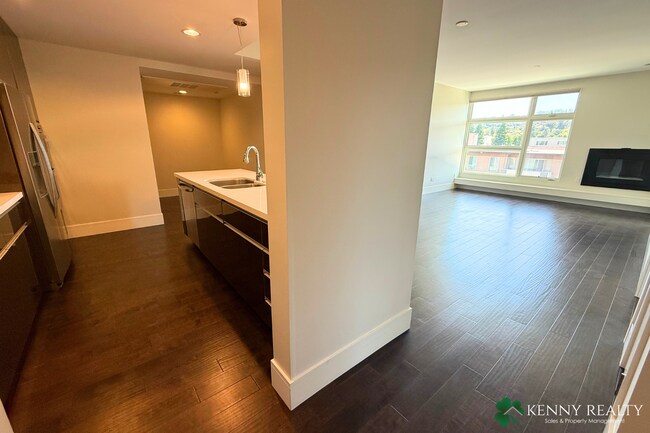 1838 Ogden Dr in Burlingame, CA - Building Photo - Building Photo