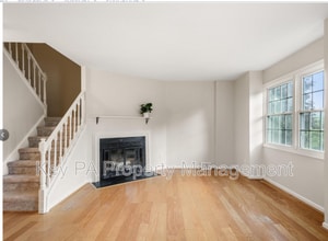 517 S Coventry Ln in West Chester, PA - Building Photo - Building Photo