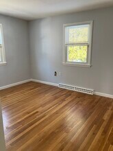 34 Ottawa St, Unit 34 Ottawa in Lowell, MA - Foto de edificio - Building Photo