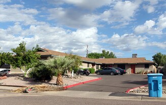 1420 E Brown in Phoenix, AZ - Building Photo