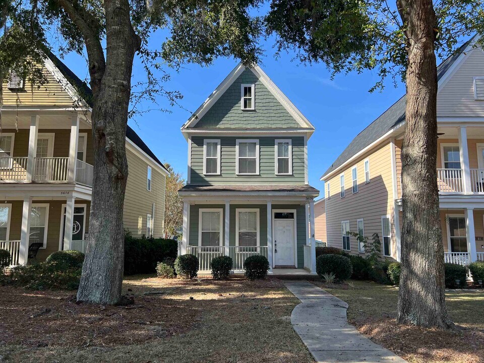3676 Biltmore Ave in Tallahassee, FL - Building Photo