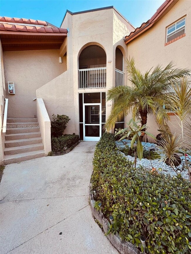 365 SW 86th Ave in Pembroke Pines, FL - Building Photo - Building Photo