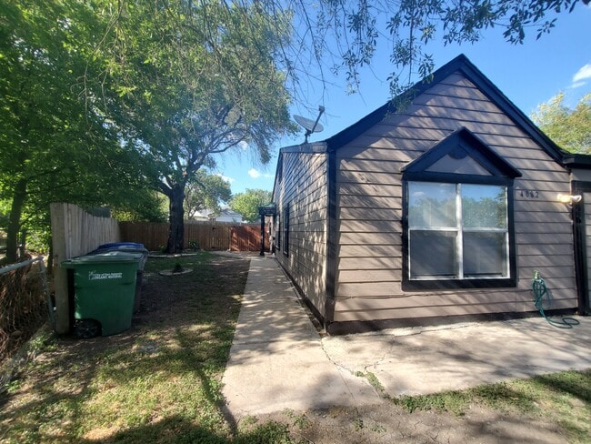 4082 Enchanted Sun in San Antonio, TX - Building Photo - Building Photo