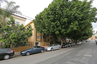 1411 N Fuller Ave in Los Angeles, CA - Building Photo - Building Photo