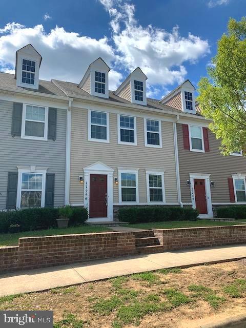 17256 Library Blvd in Ruther Glen, VA - Building Photo