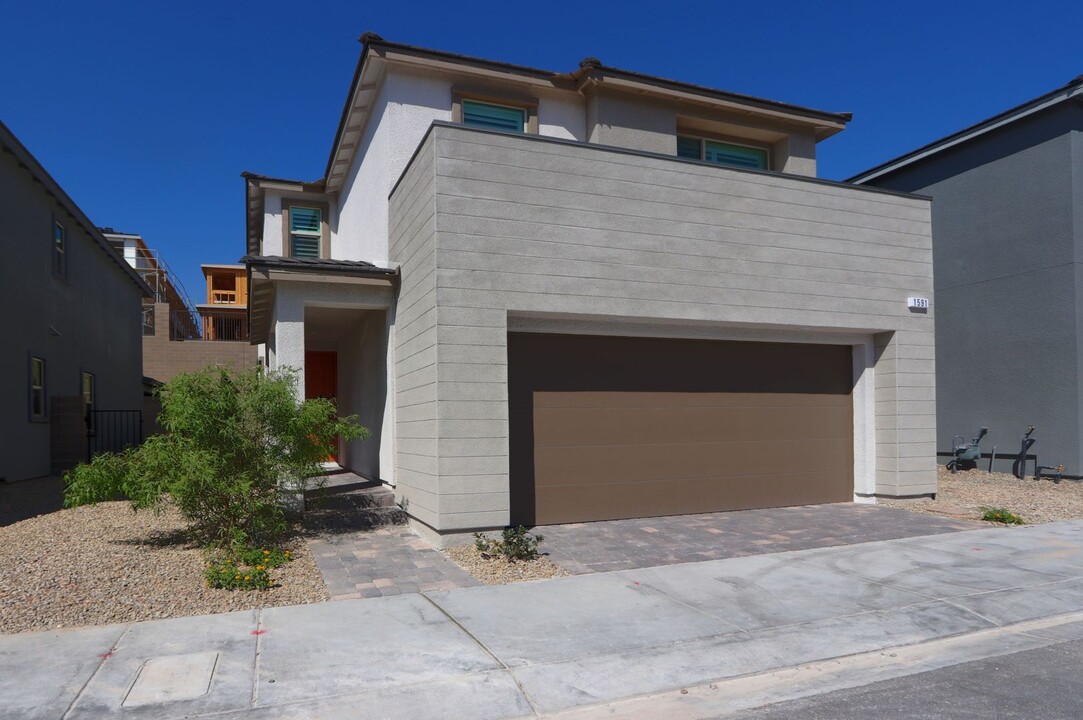 1591 Pacific Baza St in Las Vegas, NV - Building Photo