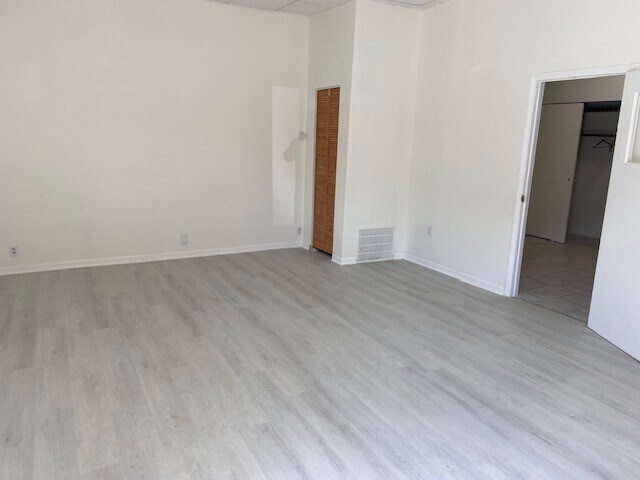 3301 N Monticello Ave in Chicago, IL - Building Photo
