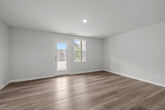 440 Deercroft Dr in Apex, NC - Building Photo - Building Photo