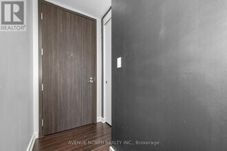 300 Lisgar St in Ottawa, ON - Building Photo - Building Photo