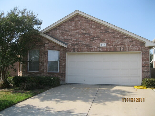 6421 Geneva Ln