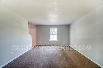 3733 Willow Run Dr in Toledo, OH - Building Photo - Building Photo