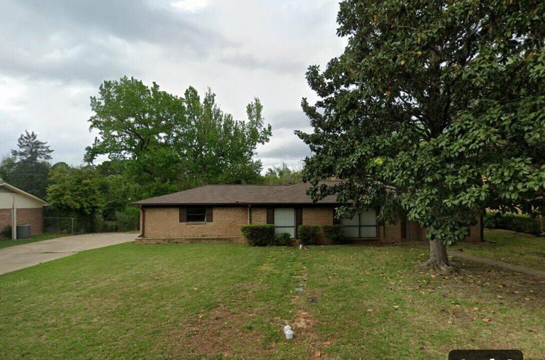808 Joel Dr in Tyler, TX - Building Photo