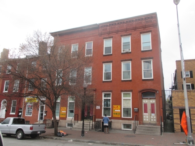 114 S Broadway in Baltimore, MD - Building Photo