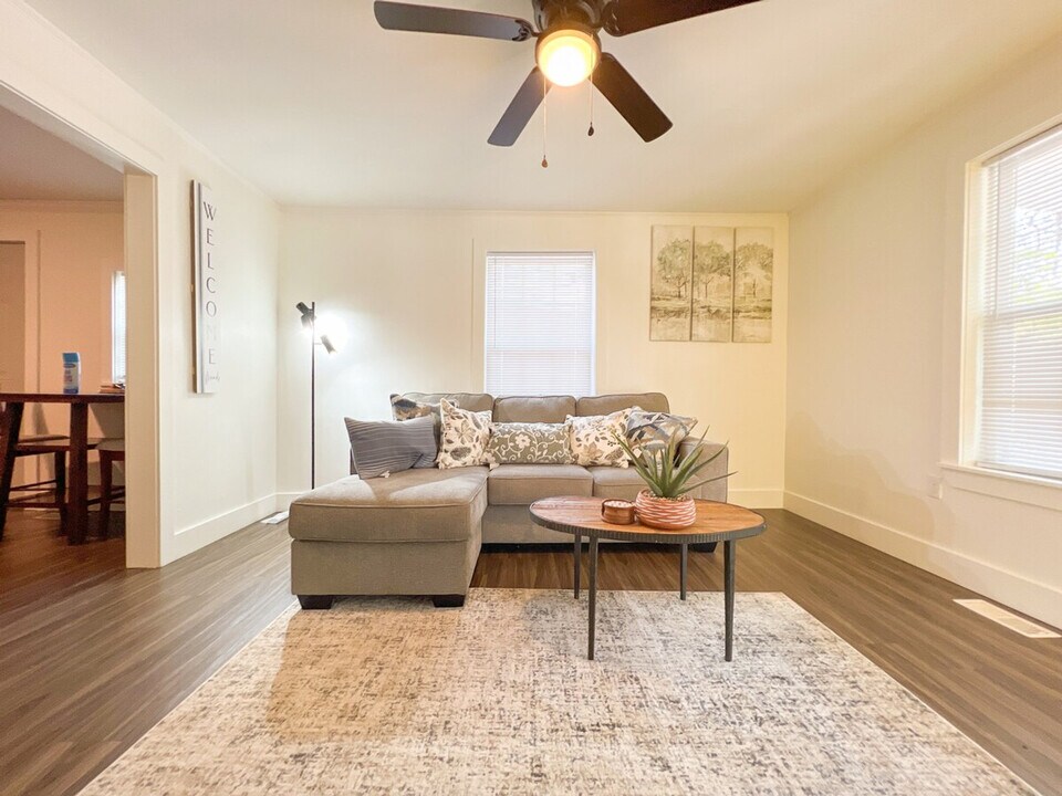 206 Tremont Ave in Greenville, SC - Building Photo