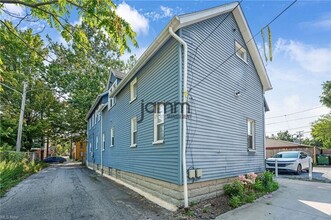 1960 Randall Rd in Cleveland, OH - Building Photo - Building Photo