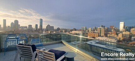 55 Traveler St in Boston, MA - Building Photo - Building Photo