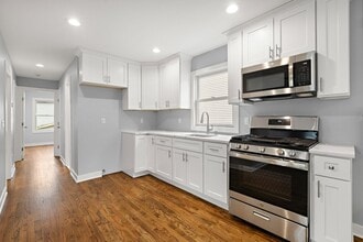 44 Linden St in Passaic, NJ - Building Photo - Building Photo