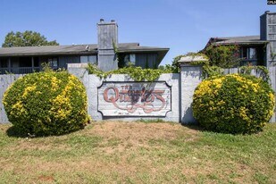 1211 Metze Rd in Columbia, SC - Building Photo