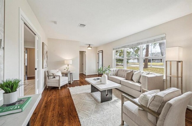 property at 9916 Westview Dr