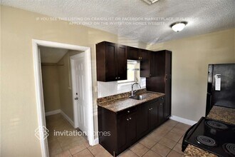 6020 NW 43rd Ave in Fort Lauderdale, FL - Building Photo - Building Photo