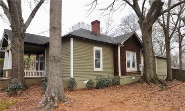 60 Clifton St SE in Atlanta, GA - Building Photo - Building Photo